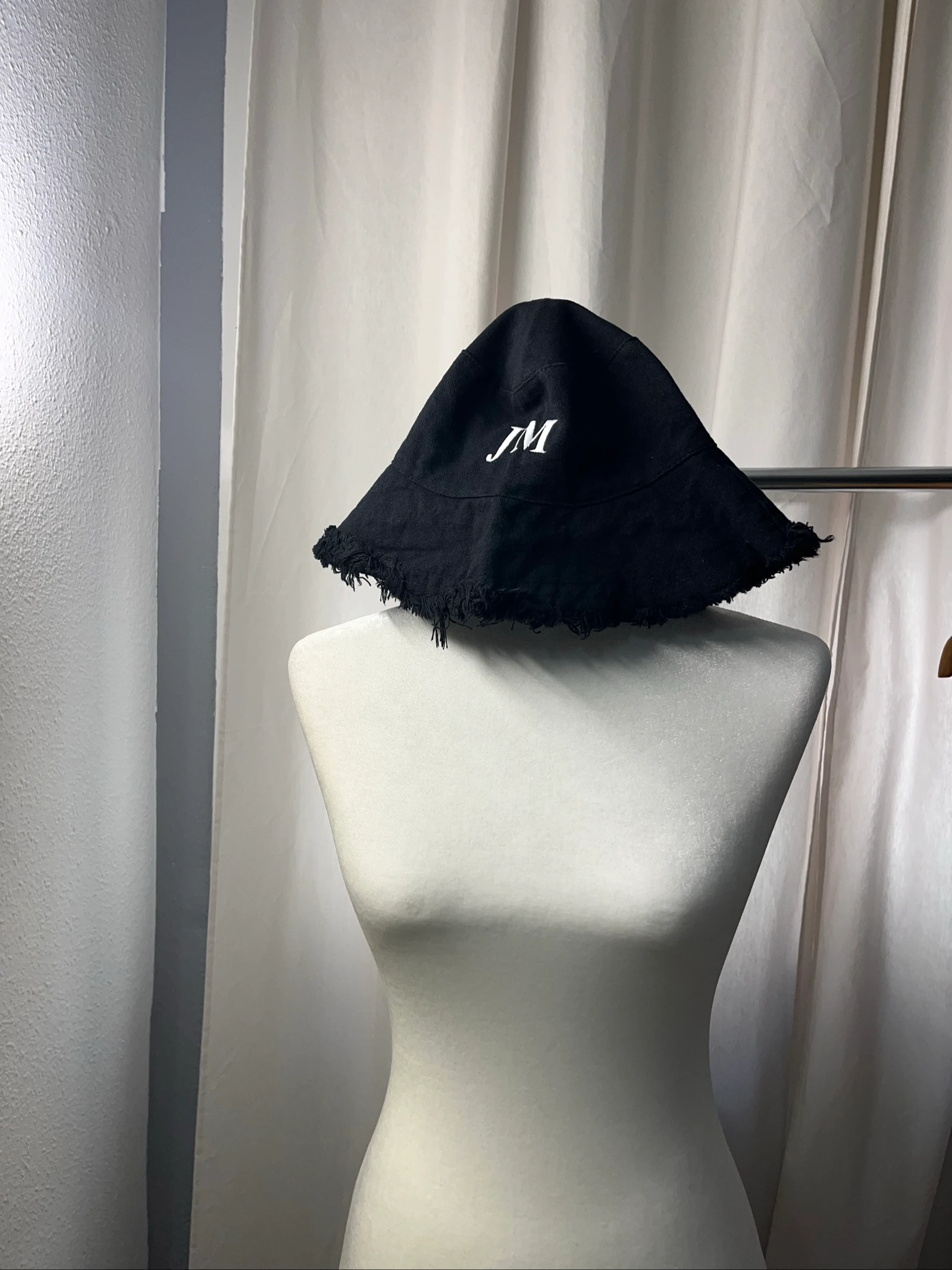 Zwarte vissershoedje – photo 2